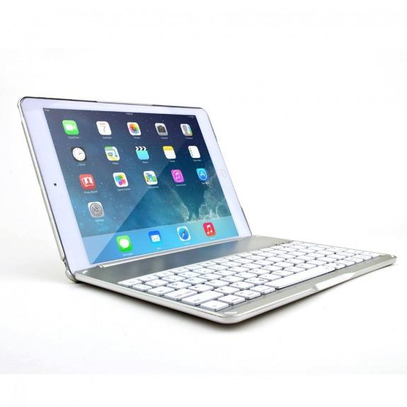 WITSPAD hliníkový kryt s barevně podsvícenou Bluetooth klávesnicí pro Apple iPad Air / iPad 9.7" 2017 / iPad 2018 - stříbrný